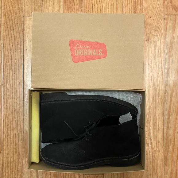 Clarks Originals Suede Black Booties - Picture 7 of 8